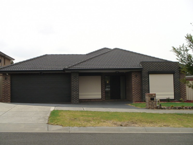 8 Morris Court, Officer VIC 3809