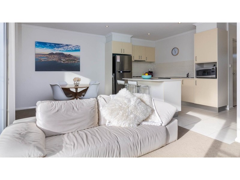 6/24 De Burgh Street, Lyneham ACT 2602