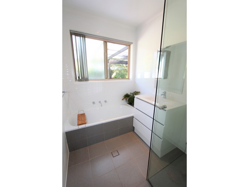 8 Foxlow Close, Palmerston ACT 2913