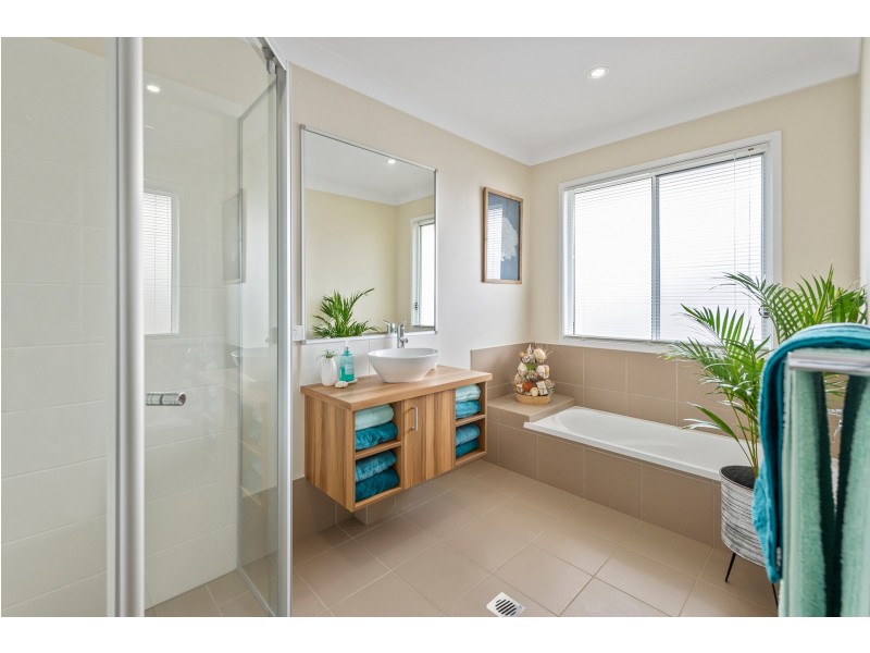 40 Australia Drive, Terranora NSW 2486