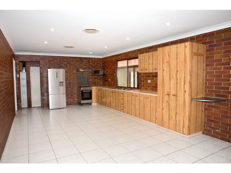 8 Gemini Court, South Bingera QLD 4670