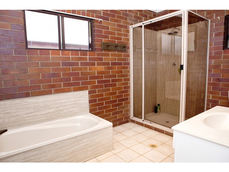 8 Gemini Court, South Bingera QLD 4670