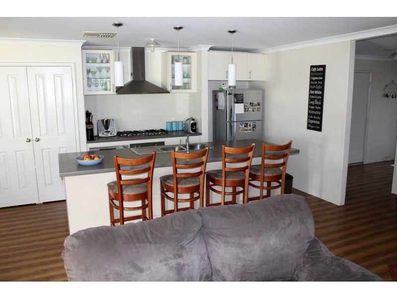 5 Birch Place, Collie WA 6225