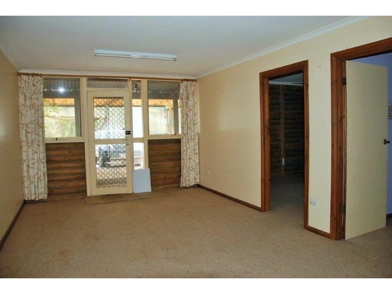 80 Emmett Road, Crafers West SA 5152