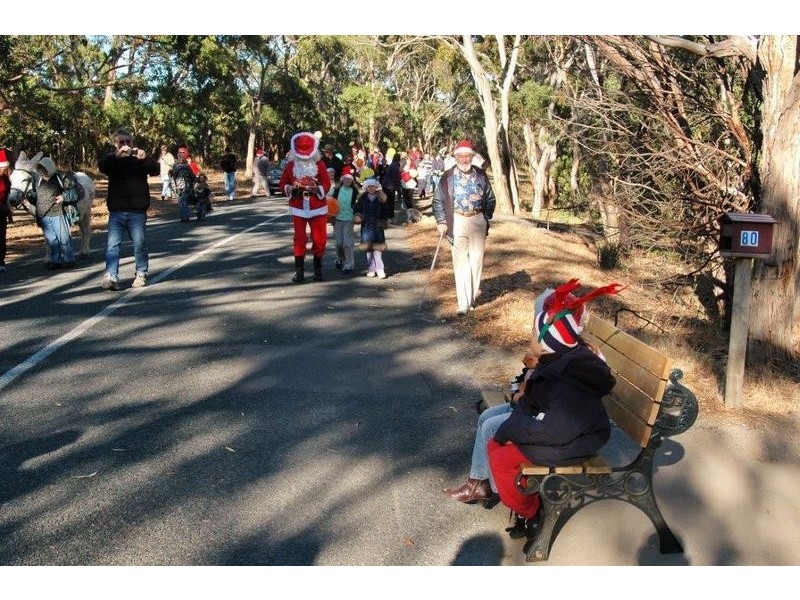 80 Emmett Road, Crafers West SA 5152