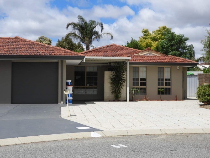 B/17 Flanders Place, Alexander Heights WA 6064