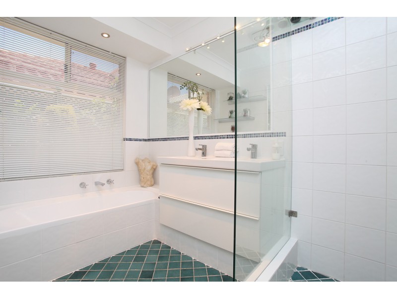 13 Heliconia Turn, Stirling WA 6021