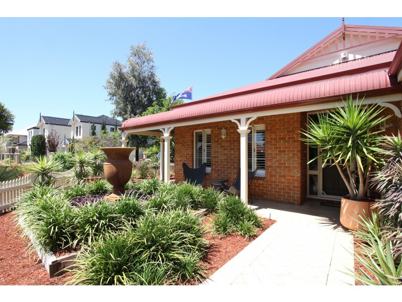 13 Heliconia Turn, Stirling WA 6021