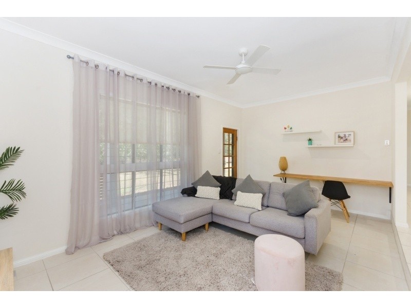 8 Connemara Course, Kelso QLD 4815