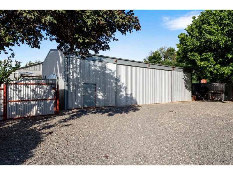 97 Bob Irvin Road, Yoogali NSW 2680