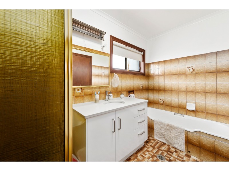 97 Bob Irvin Road, Yoogali NSW 2680