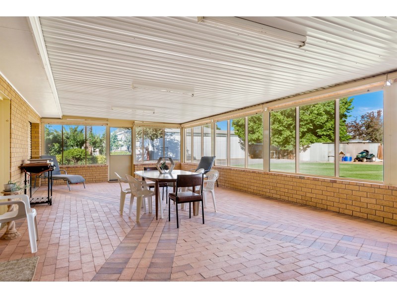 97 Bob Irvin Road, Yoogali NSW 2680