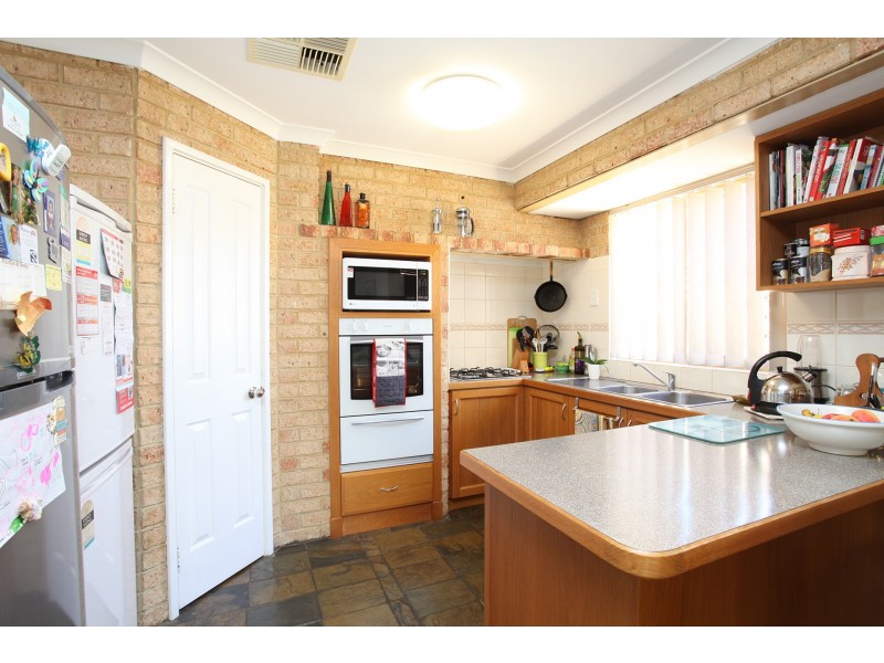 90 Natham Square, Swan View WA 6056