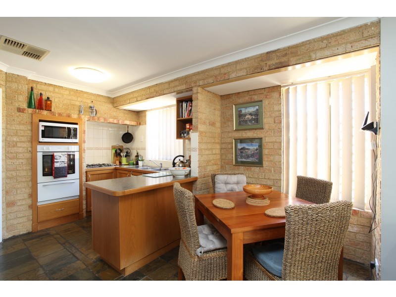 90 Natham Square, Swan View WA 6056