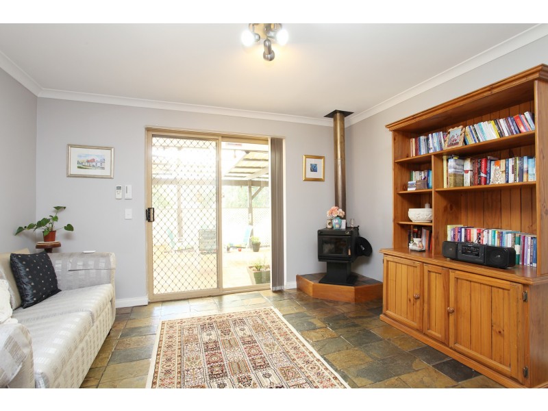 90 Natham Square, Swan View WA 6056