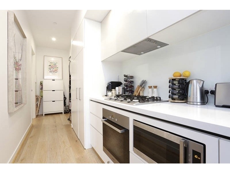 1/120 High Street, Windsor VIC 3181