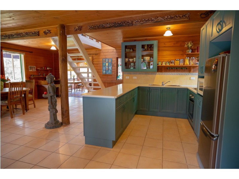 24 Fisherman Road, St Georges Basin NSW 2540