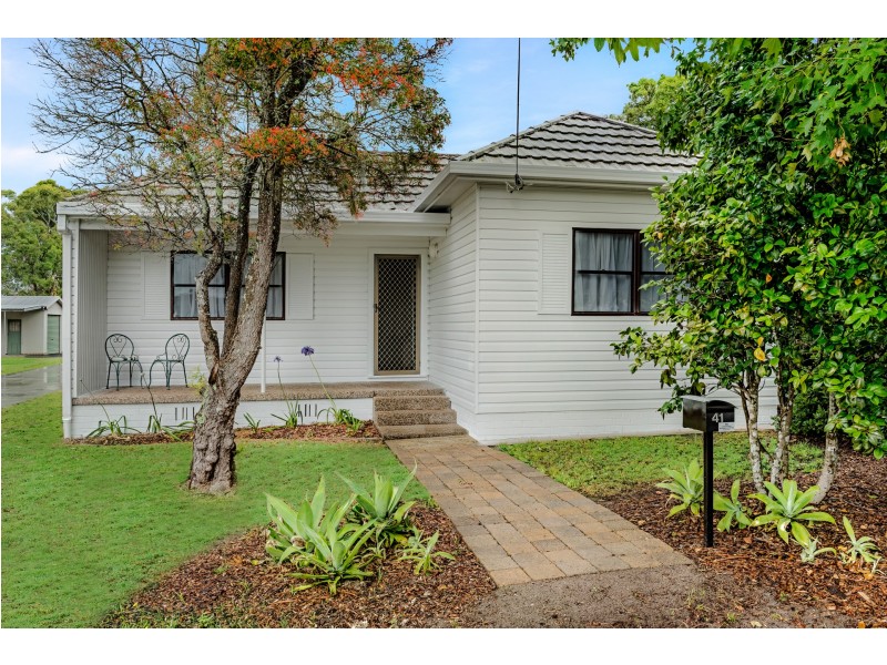 41 Ravenscliffe Road, Shoalhaven Heads NSW 2535