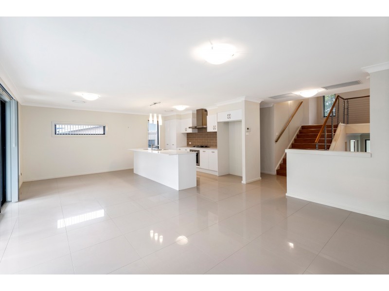 7 Cockle Crescent, Teralba NSW 2284