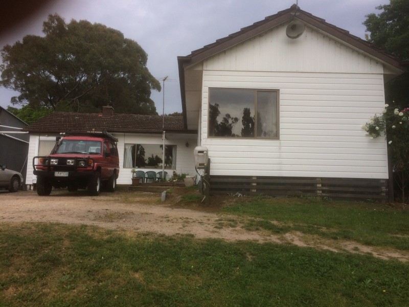 257 Daveys Road, Willow Grove VIC 3825