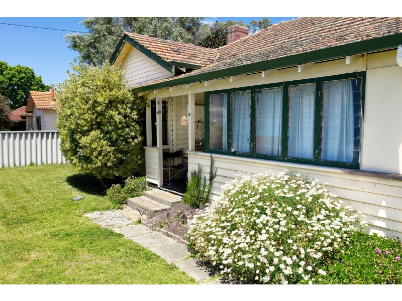 18-20 Leschenault Street, Lockyer WA 6330