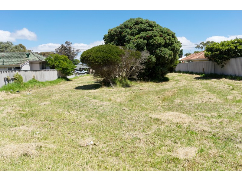 18-20 Leschenault Street, Lockyer WA 6330