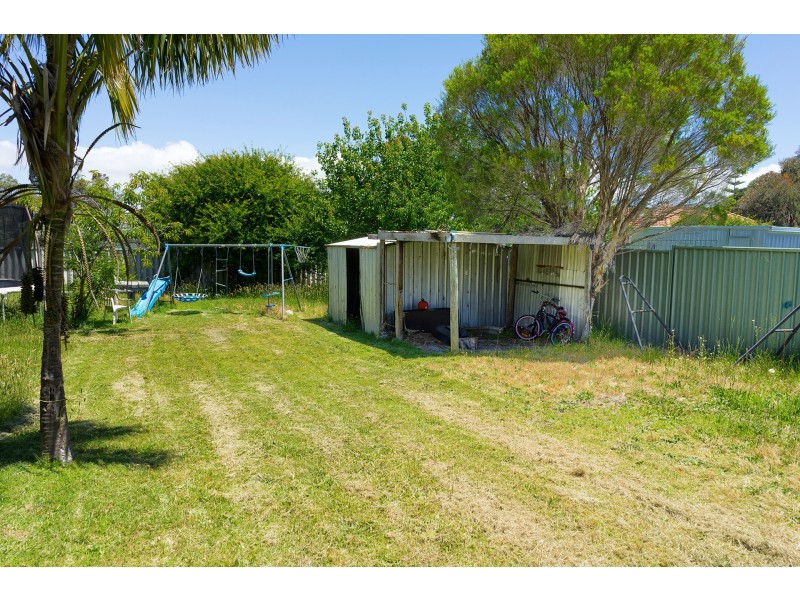18-20 Leschenault Street, Lockyer WA 6330