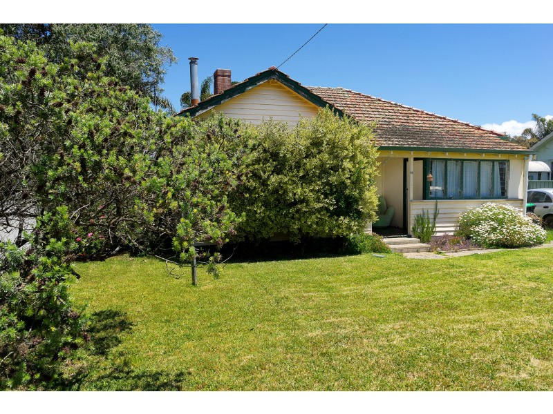 18-20 Leschenault Street, Lockyer WA 6330