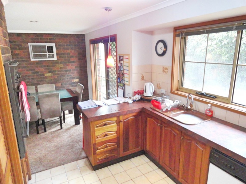 6 Shelly Court, Bacchus Marsh VIC 3340