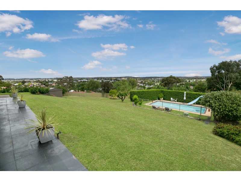 311 Rowan Street, Golden Square VIC 3555