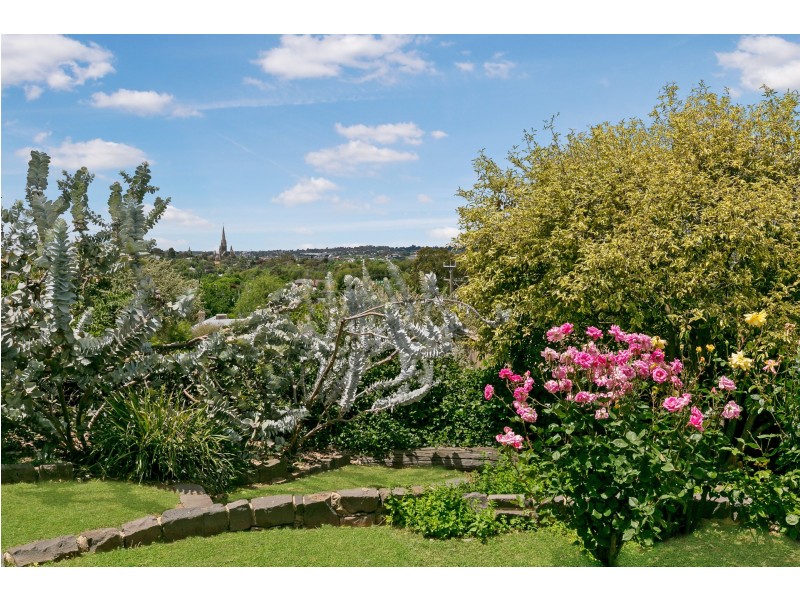 311 Rowan Street, Golden Square VIC 3555