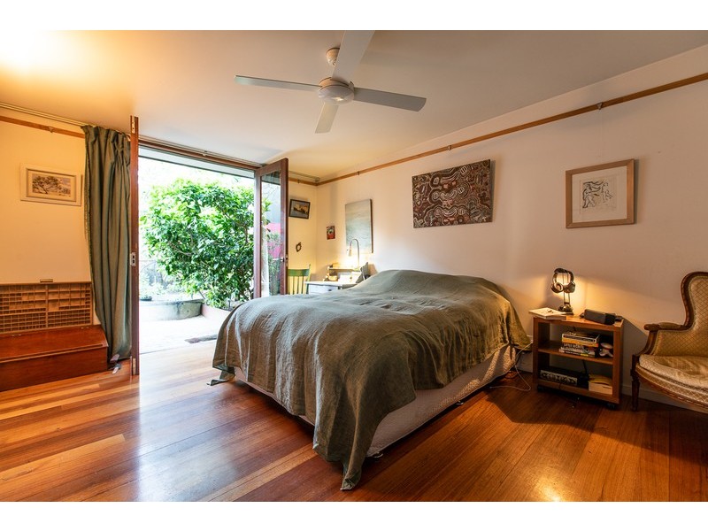 2 Charles Street, Elsternwick VIC 3185