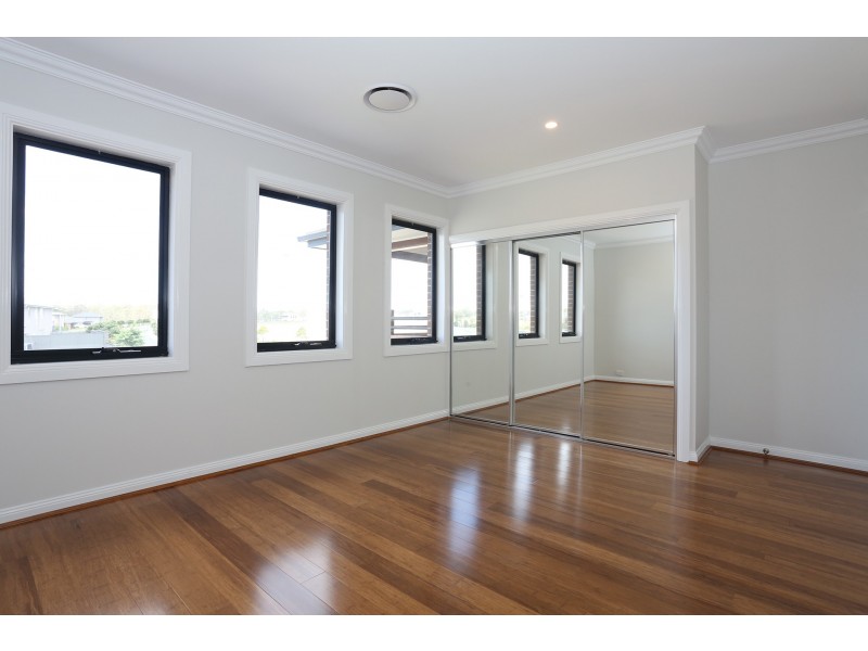 30-32 Golden Wattle Avenue, Gregory Hills NSW 2557