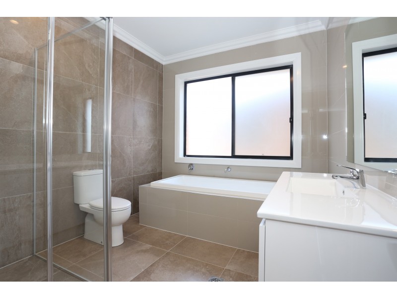 30-32 Golden Wattle Avenue, Gregory Hills NSW 2557