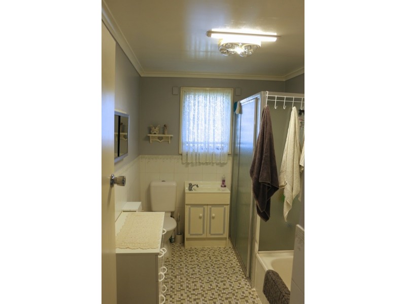 19 Elizabeth Road, Maitland SA 5573