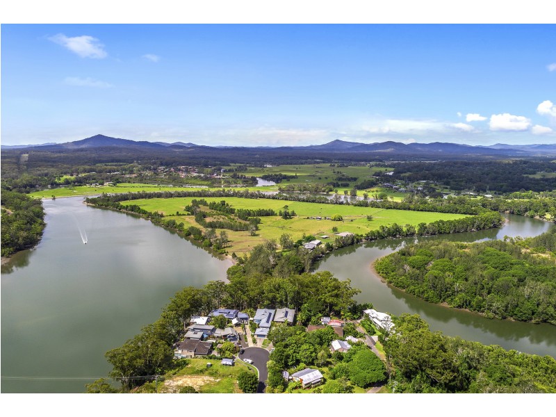 6 Dolphin Court, Urunga NSW 2455