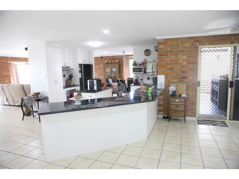3 Bream Court, Andergrove QLD 4740