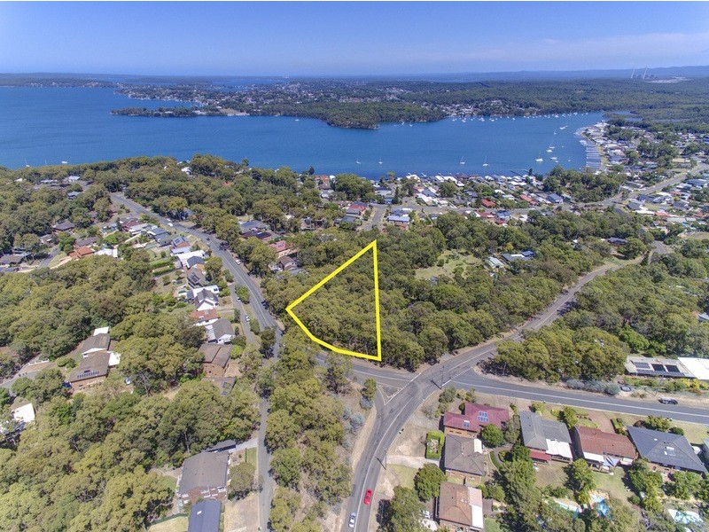7 Barina Avenue, Kilaben Bay NSW 2283