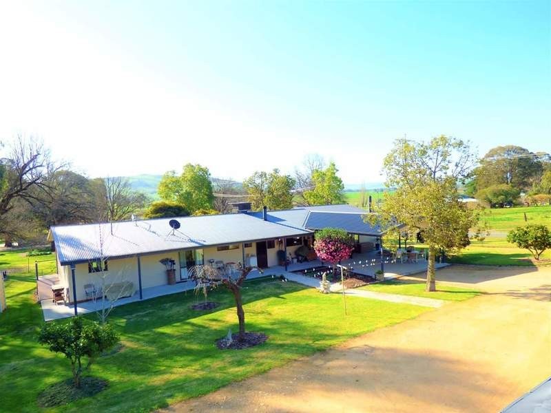 8 Brooke Street, Towong VIC 3707