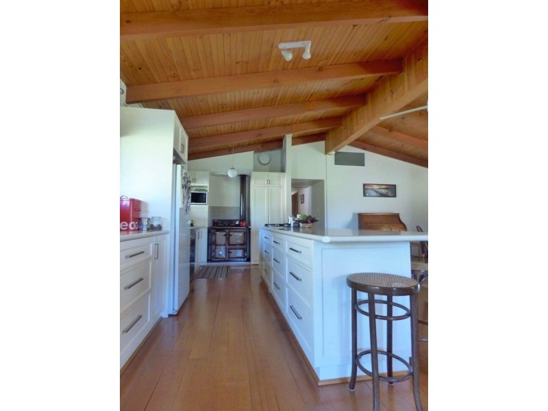 8 Brooke Street, Towong VIC 3707