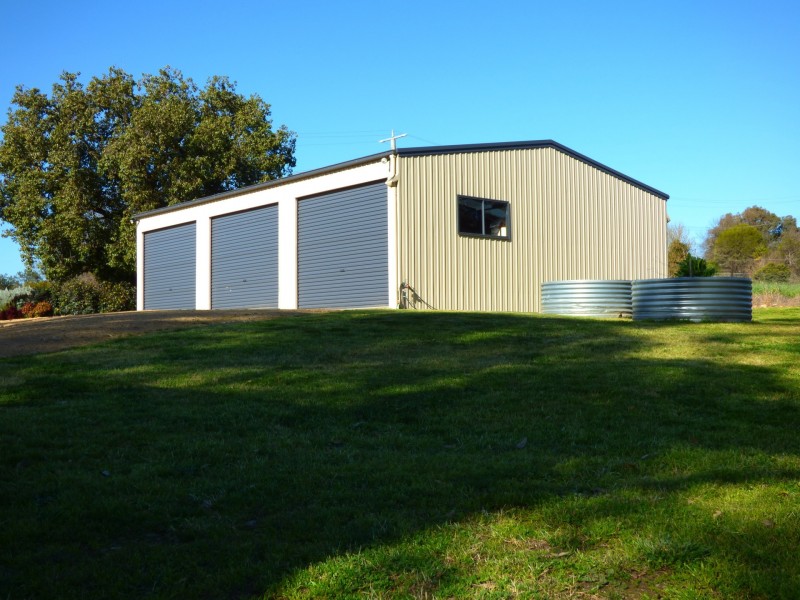 8 Brooke Street, Towong VIC 3707