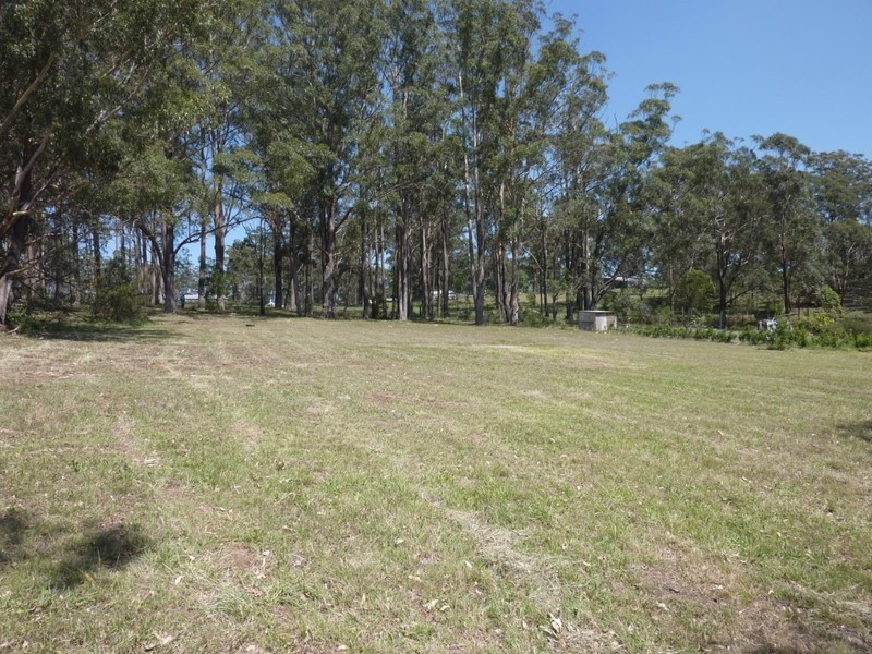 42 Happy Valley Road, Cabarlah QLD 4352