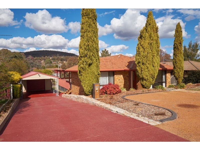 84 Enid Lorimer Circuit, Chisholm ACT 2905