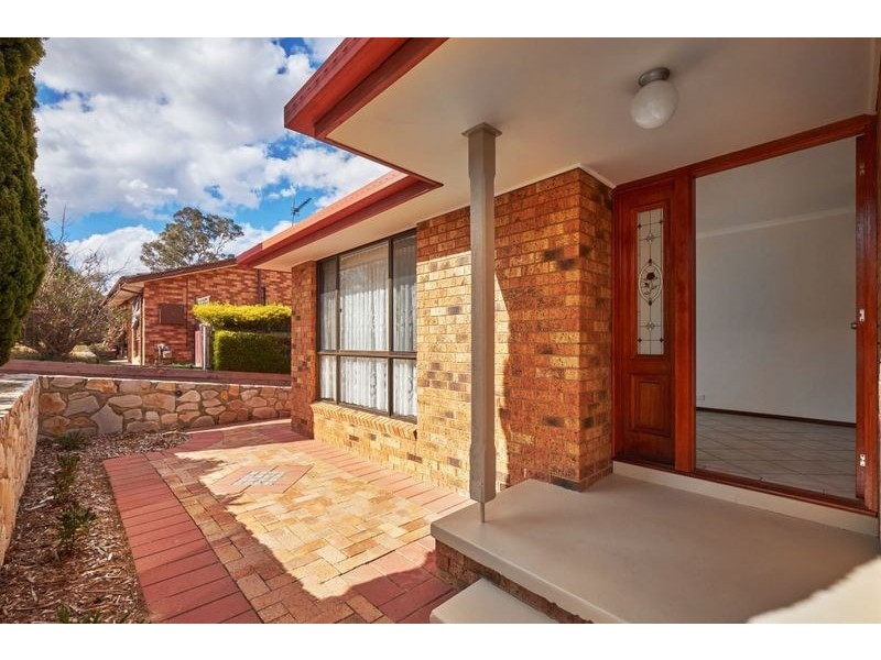 84 Enid Lorimer Circuit, Chisholm ACT 2905