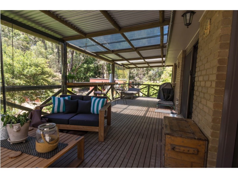 70 Dales Creek Avenue, Dales Creek VIC 3341