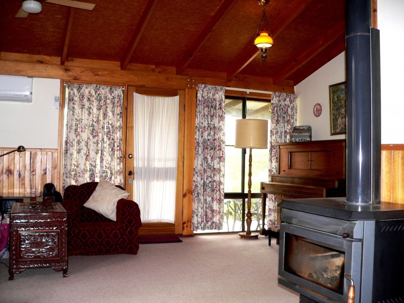 1567 Redground Rd, Crookwell NSW 2583