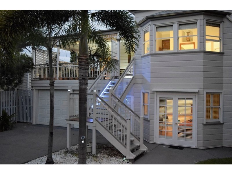 86 Arthur Terrace, Red Hill QLD 4059