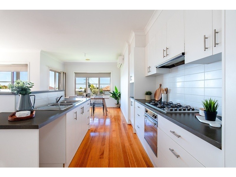 11 Molloy Court, Bell Post Hill VIC 3215