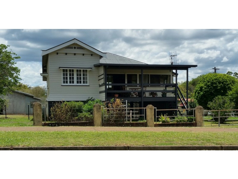 2 Rogers Street, Ravenshoe QLD 4888