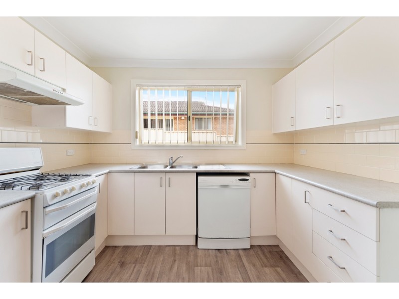 4/82-88 Daintree Drive, Albion Park NSW 2527